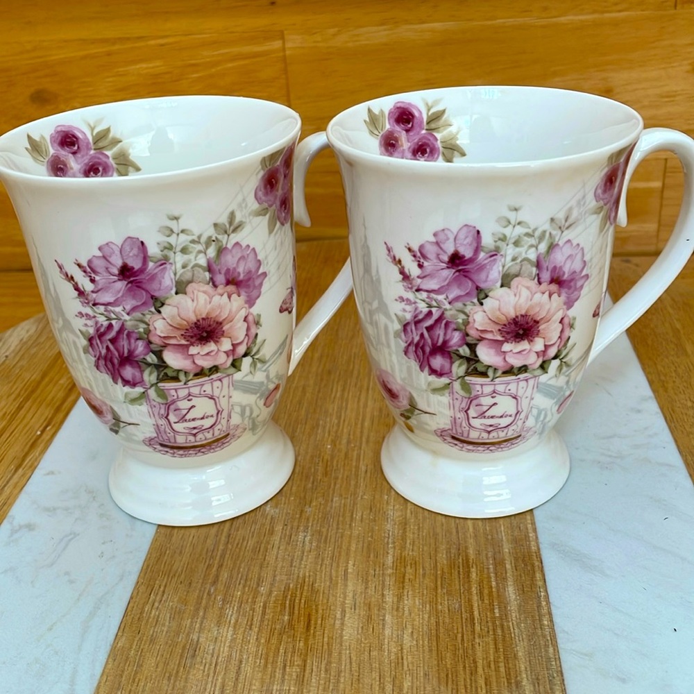 Porcelain Cups (2 cups)